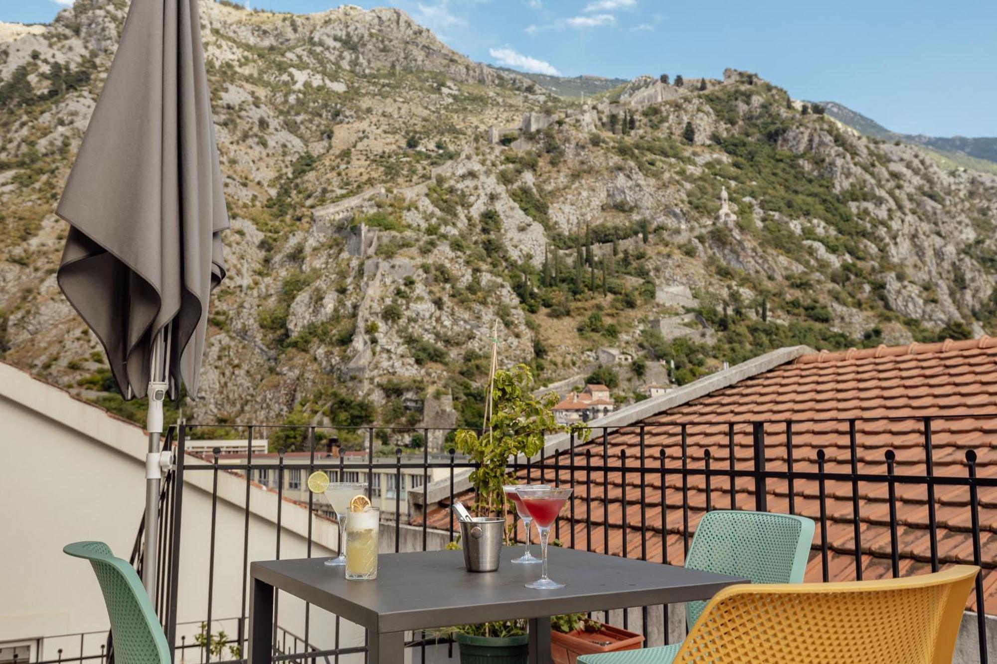 Point * Kotor